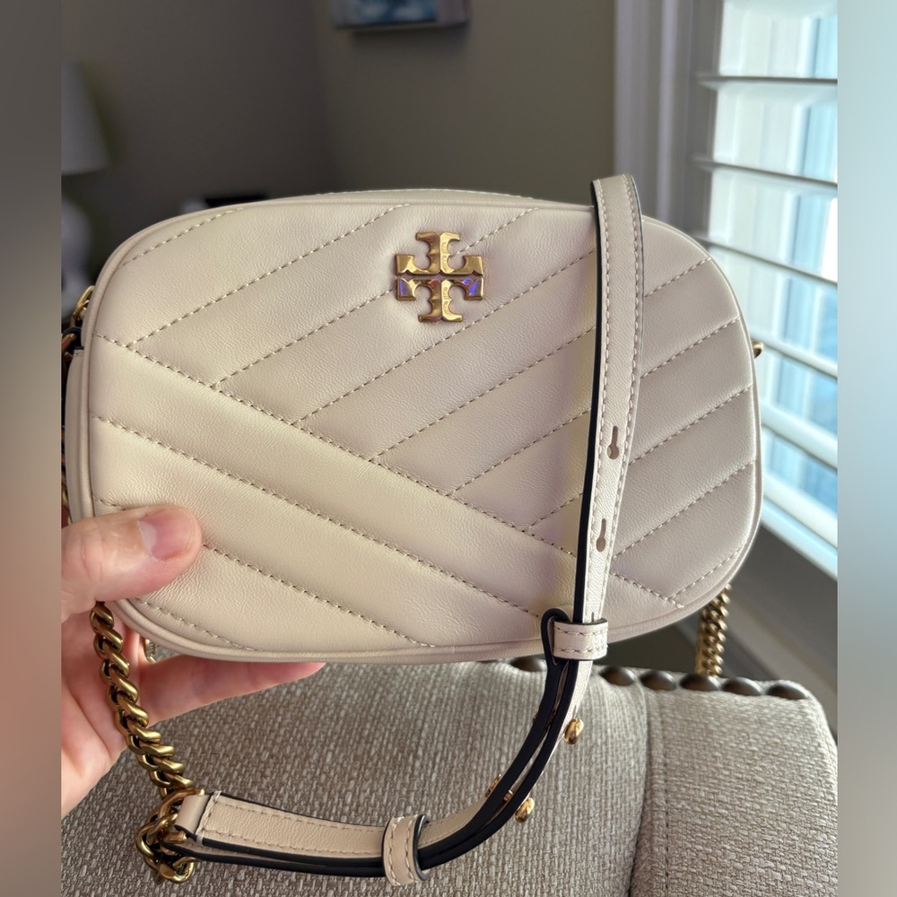 Tory Burch Kira Chevron Camera Crossbody Bag New Cream
